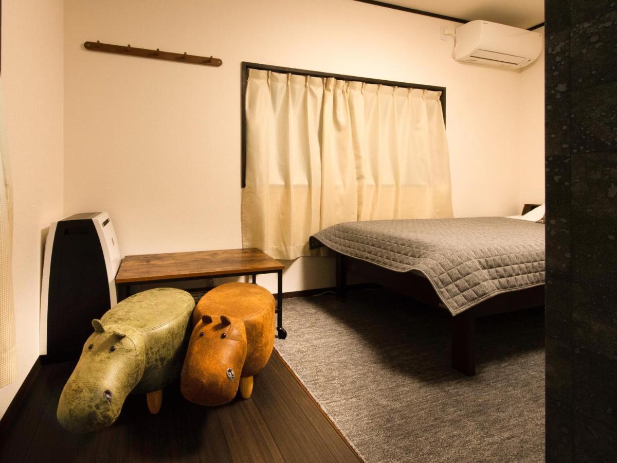 Guest House Suzumeno Kakurembo Koyasan Buitenkant foto